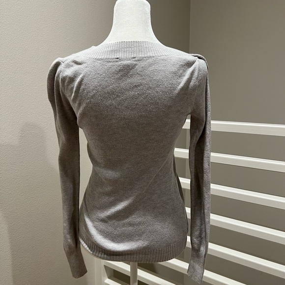 Express Fitted Double V-Neck Pullover Sweater, XS, Grey - Picture 2 of 4